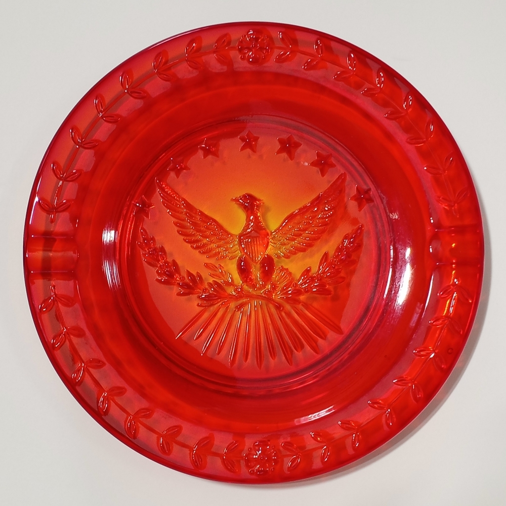 Vintage L. E. Smith Heritage American Eagle Ashtray